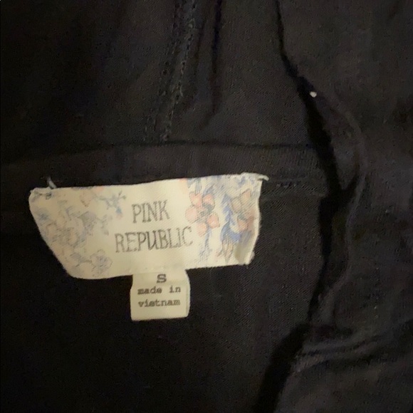 Pink Republic black hoodie shirt - Picture 3 of 6
